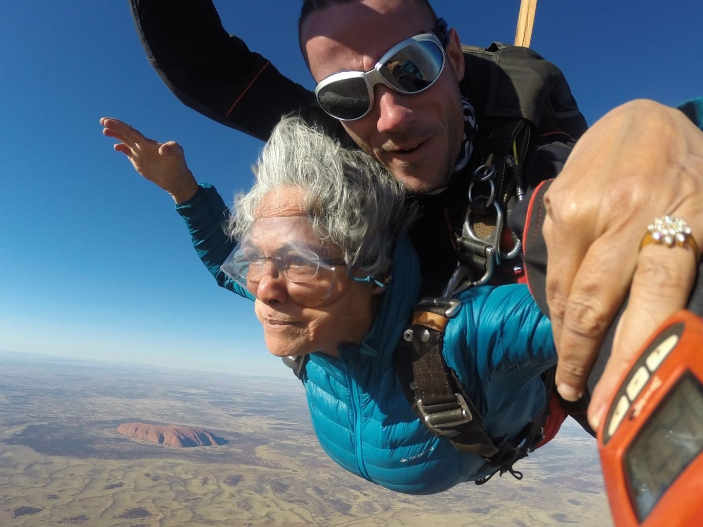Sudha Mahalingam sky diving