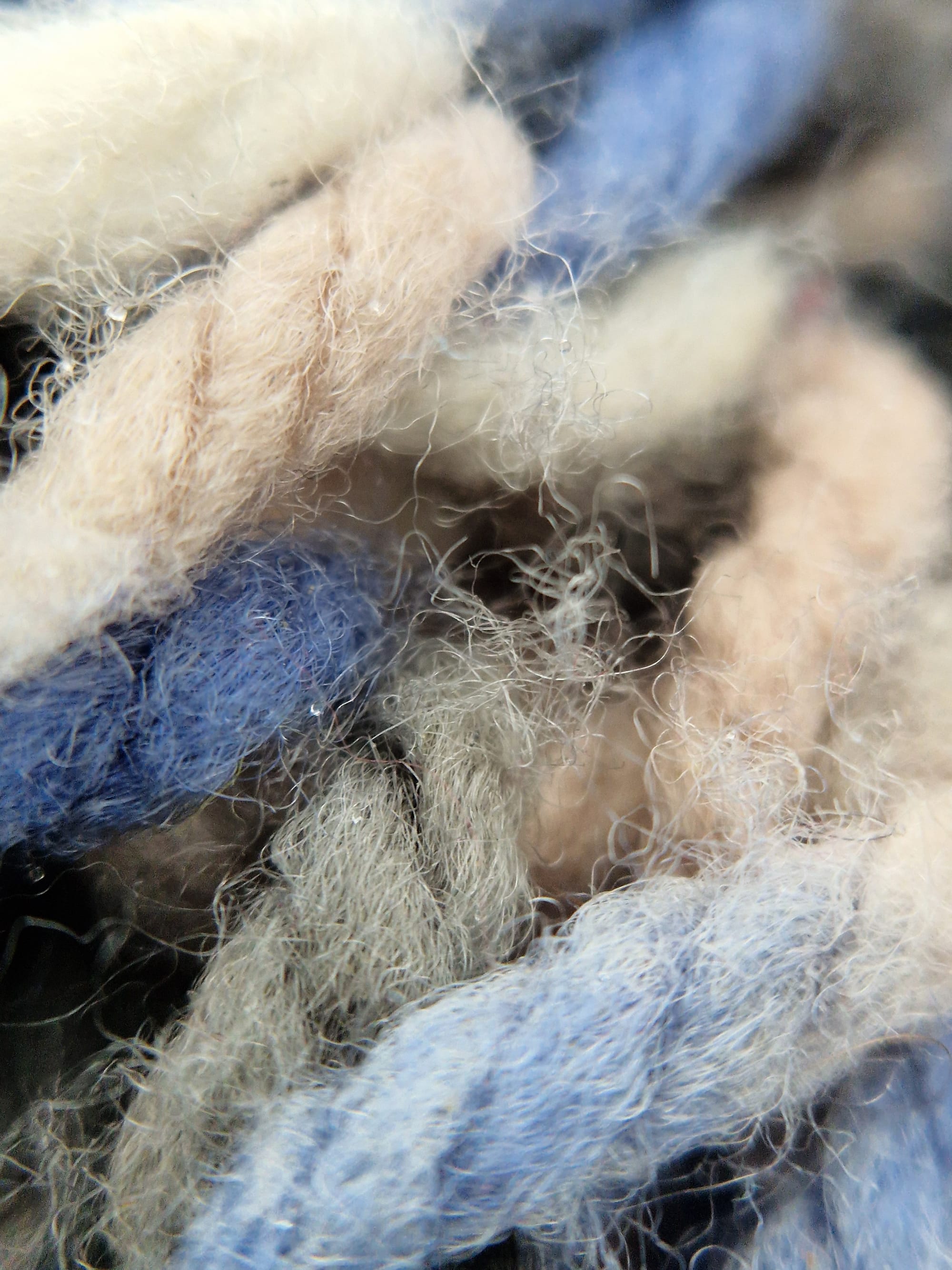 Light is a wave or a particle? IT DEPENDS!